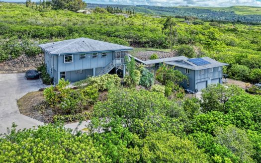 Na'alehu Hawaii coastal real estate listing photo 1