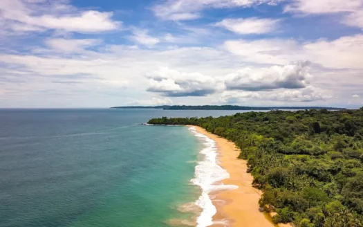 Titled Bluff Beach Lots for Sale in Bocas del Toro, Panama