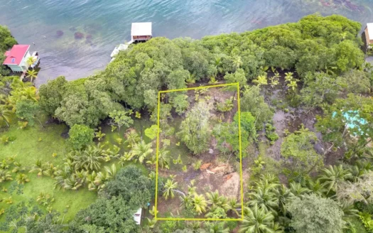 Waterfront Lot in Isla Solarte, Close to Bocas del Toro, Panama