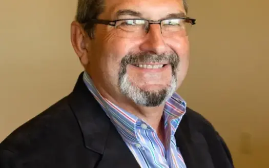 agent profile picture for Philip Dowdy on coastal properties website
