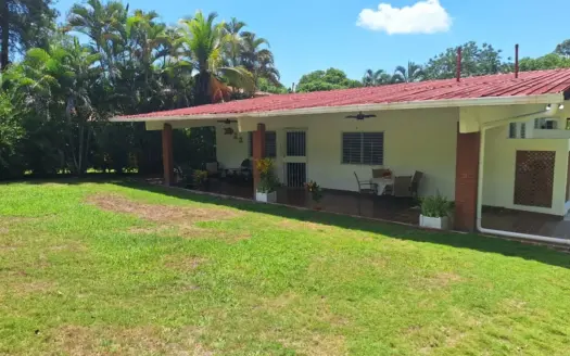 House in Playa Corona with large land