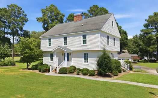 River Access Home for Sale in Washington, NC