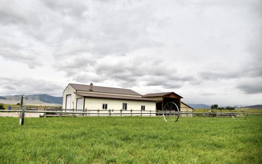 Polson Montana horse real estate listing photo 1