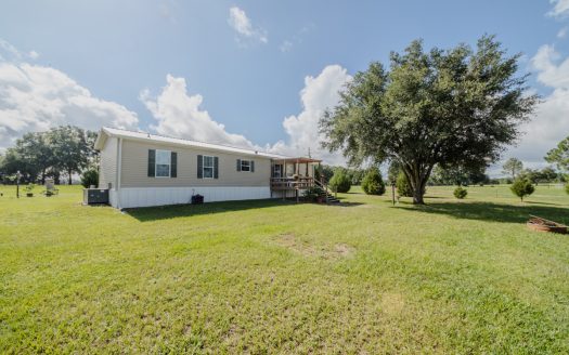 Fort White Florida horse real estate listing photo 1