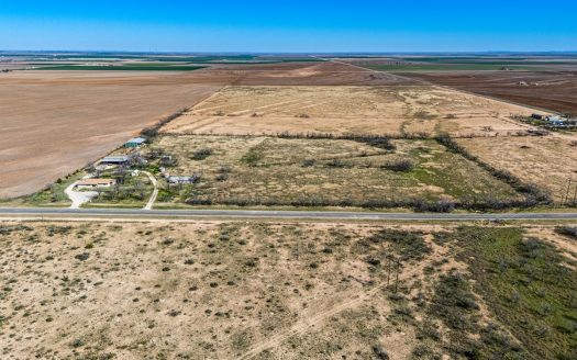 Miles Texas horse real estate listing photo 1