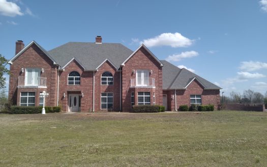 De Kalb Texas horse real estate listing photo 1