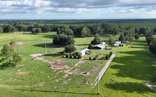 Fort White Florida horse real estate listing photo 1