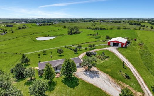 Hickman Nebraska horse real estate listing photo 1