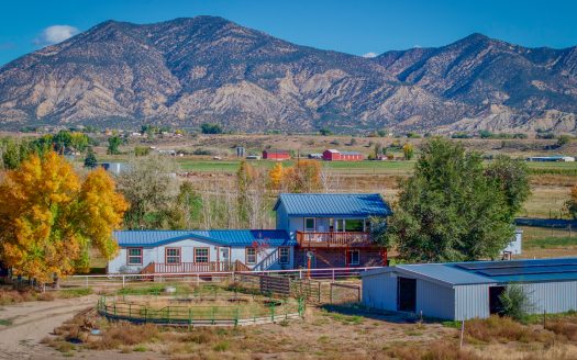 Rifle Colorado horse real estate listing photo 1