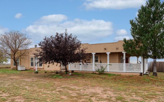 Estancia New Mexico horse real estate listing photo 1