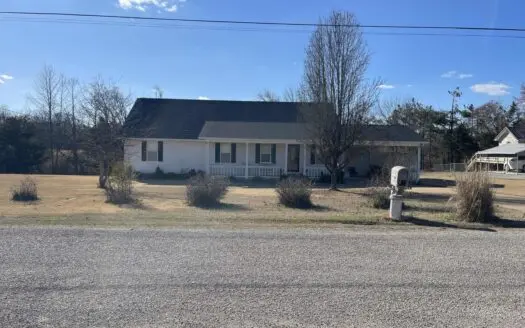 Home For Sale In Hardin Tn With 2 Ac Near Golfing & Fishing