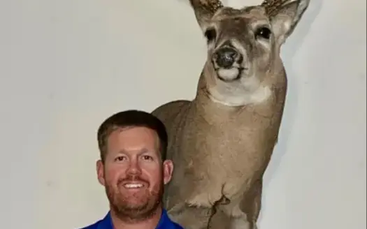 agent profile picture for Ty Stewart on golf properties website