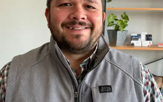 agent profile picture for Scott Marker on golf properties website