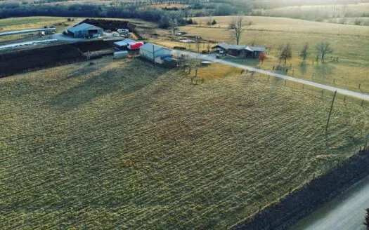 Home with Land for Horse/cattle for Sale in Northeast Kansas