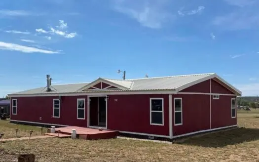 Edgewood, New Mexico Home on a Little over 1 Acre for Sale!