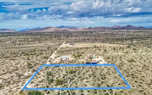 2+ Acre Homestead in Pinal County