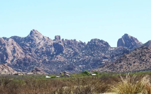 Spectacular buildable Arizona property