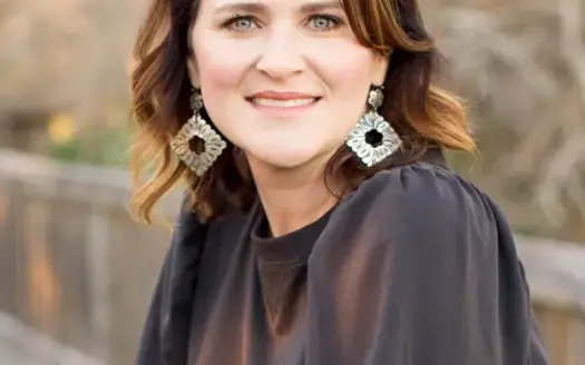 agent profile picture for Maxie Beyer on horse properties website