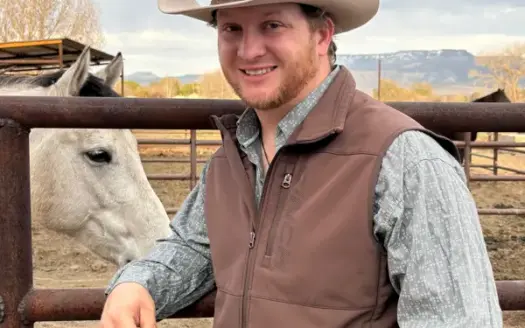 agent profile picture for Lukas Dalley on horse properties website