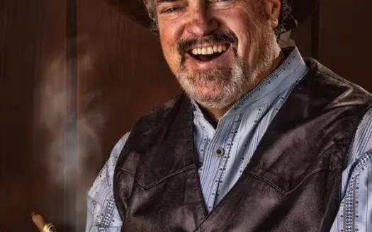 agent profile picture for Mike Orist on horse properties website