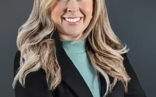 agent profile picture for Kayla Pratt on horse properties website