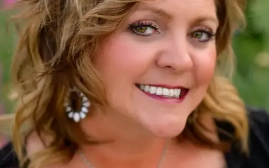 agent profile picture for Dani Miller on horse properties website
