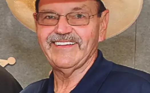 agent profile picture for James Mason on horse properties website