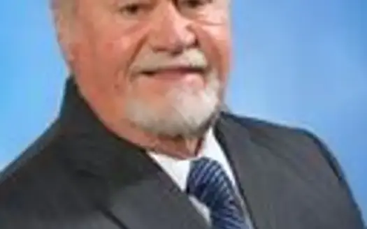 agent profile picture for Greg Ellis on horse properties website