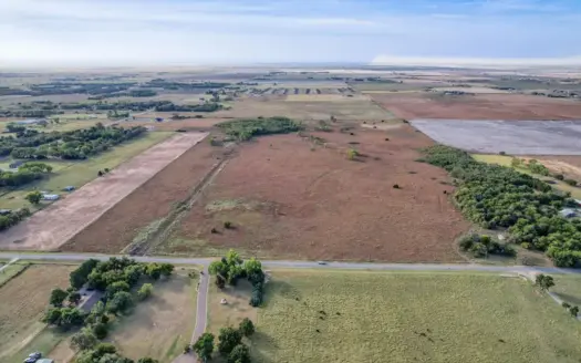 37 acres of Land north of Altus OK 73532