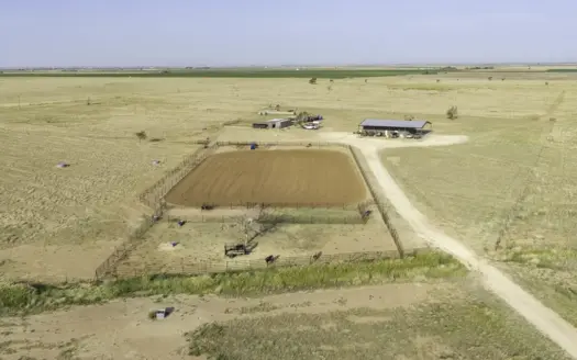 Turnkey Horse & Cattle Property With Amazing Barndominium!