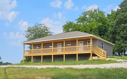 Newly BuiltSecluded Home in Gainesville, MO in Town