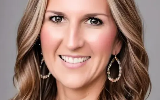 agent profile picture for Jessica Robinson on horse properties website