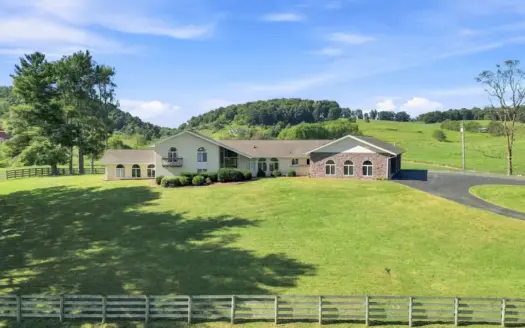Premier Country Estate for Sale in Meadowview VA!