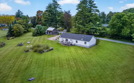 Beautiful Country Home on 2+ acres close to town!