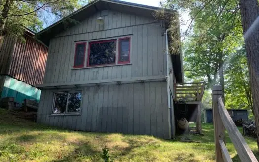 Cabin for Sale on Hanging Horn Lake in Carlton County Mn