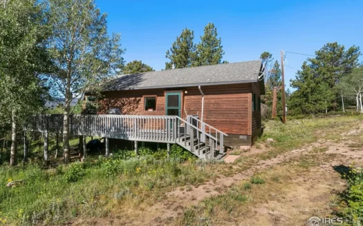 Northern Colorado Mountain Cabin for Sale, Crystal Lakes