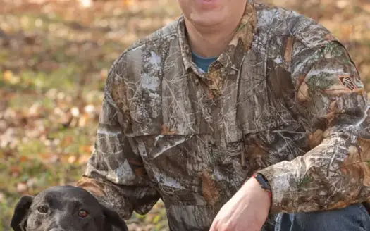 agent profile picture for Jarrod Richardson on log homes website