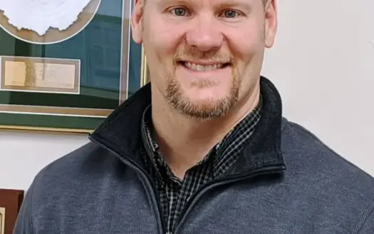 agent profile picture for Kevin Dalton on log homes website