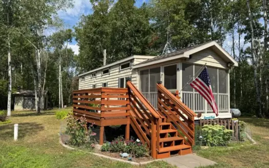 Seasonal Cabin For Sale in Kerrick, MN