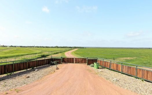 Rochelle Texas luxury homes real estate listing photo 1