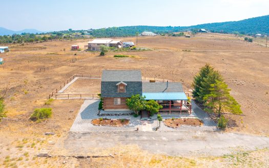 Rifle Colorado luxury homes real estate listing photo 1