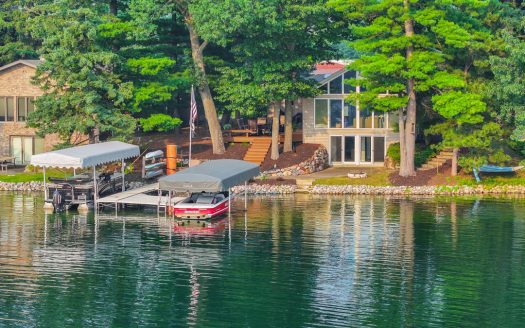 Waupaca Wisconsin luxury homes real estate listing photo 1