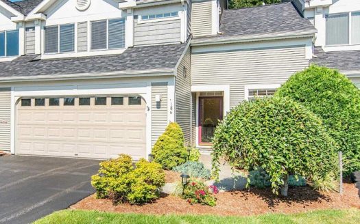 South Burlington Vermont luxury homes real estate listing photo 1