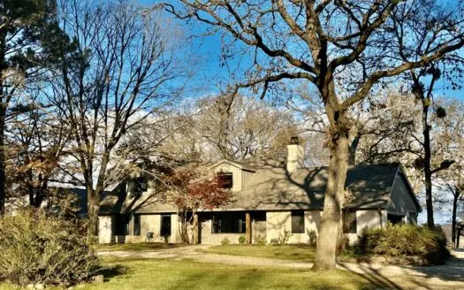 Pryor, OK Lakefront Home For Sale