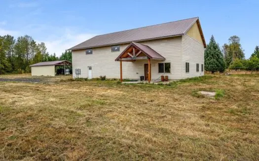 Incredible Country Living – Build Your Dream Home!