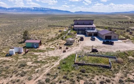 Ranch For Sale in Alcova Wyoming