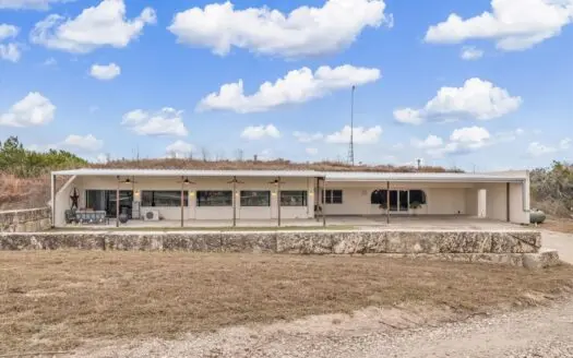 Eco-Friendly Sustainable Ranch Home near Austin on 43+/- Acres