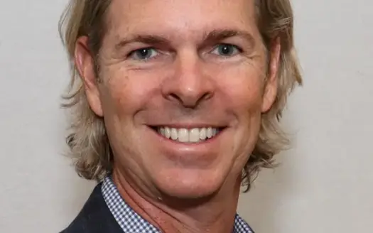 agent profile picture for Matthew Pfohl on luxury homes website
