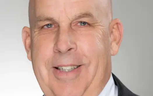 agent profile picture for Scott Cunningham on luxury homes website