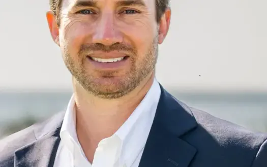 agent profile picture for Jared Romero on luxury homes website